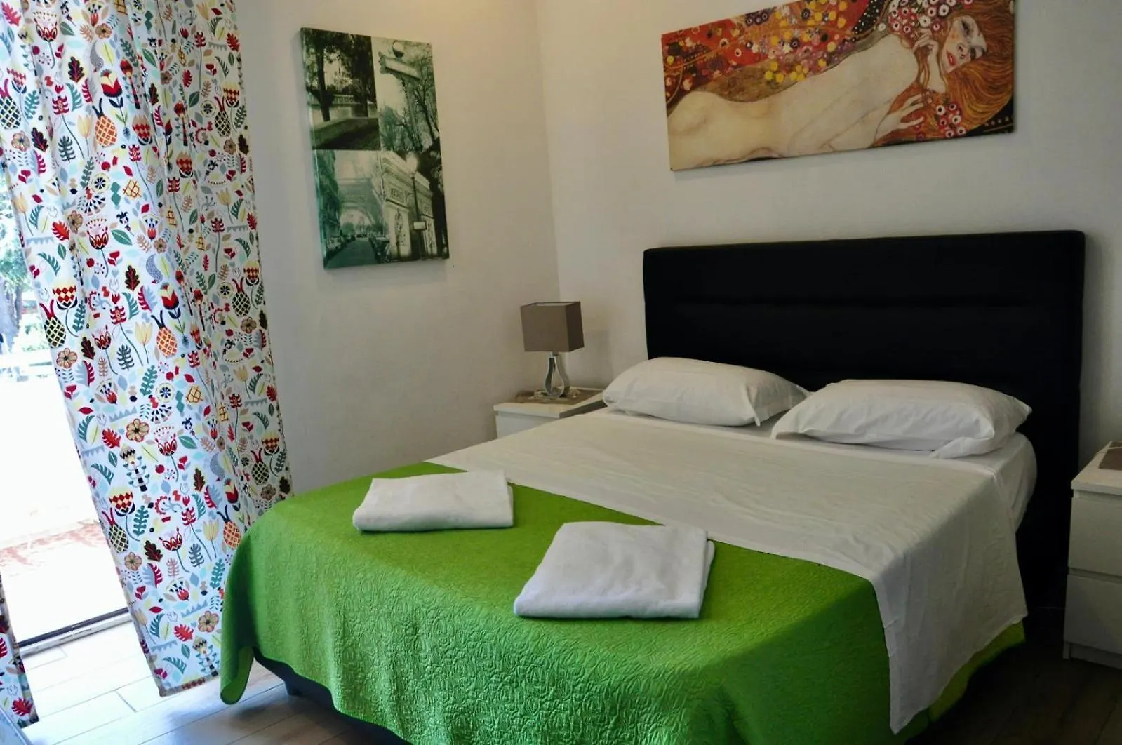 Guest house Domus Stadio Naples Italy